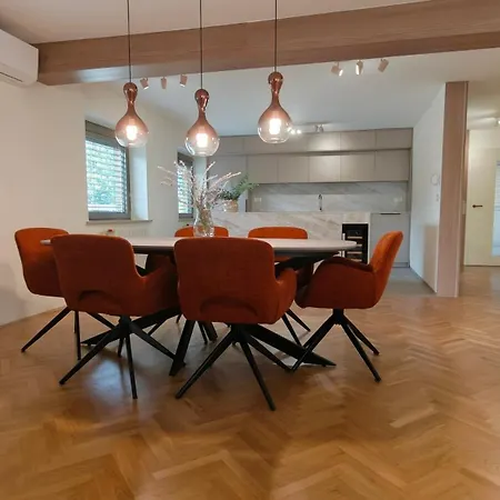 Zenith Villa *